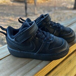 Nike Kids Black Sneakers